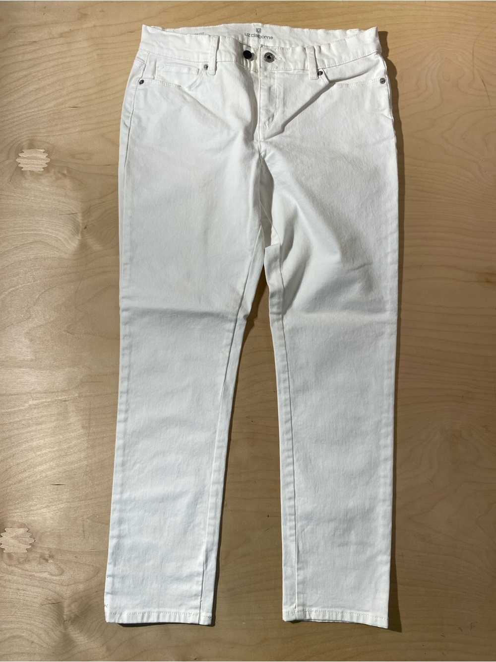 Liz Claiborne White Skinny Jeans City Fit Skinny Boyfriend 8 (RR)